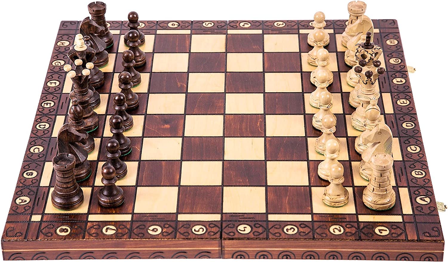 Preis schachmatt: Schach-Set mit einzigartigem Design aus Echtholz stark  reduziert